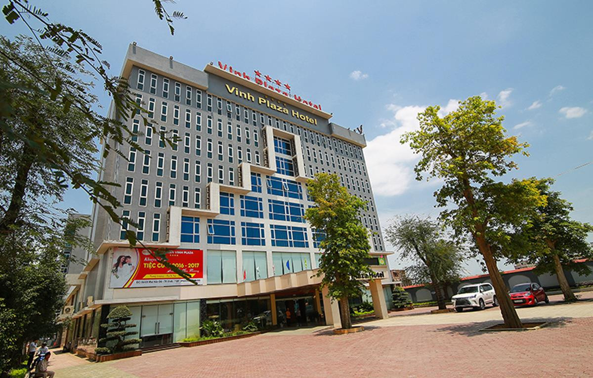 Khách sạn Vinh Plaza không thực hiện chế độ kiểm thực 3 bước. Ảnh Internet