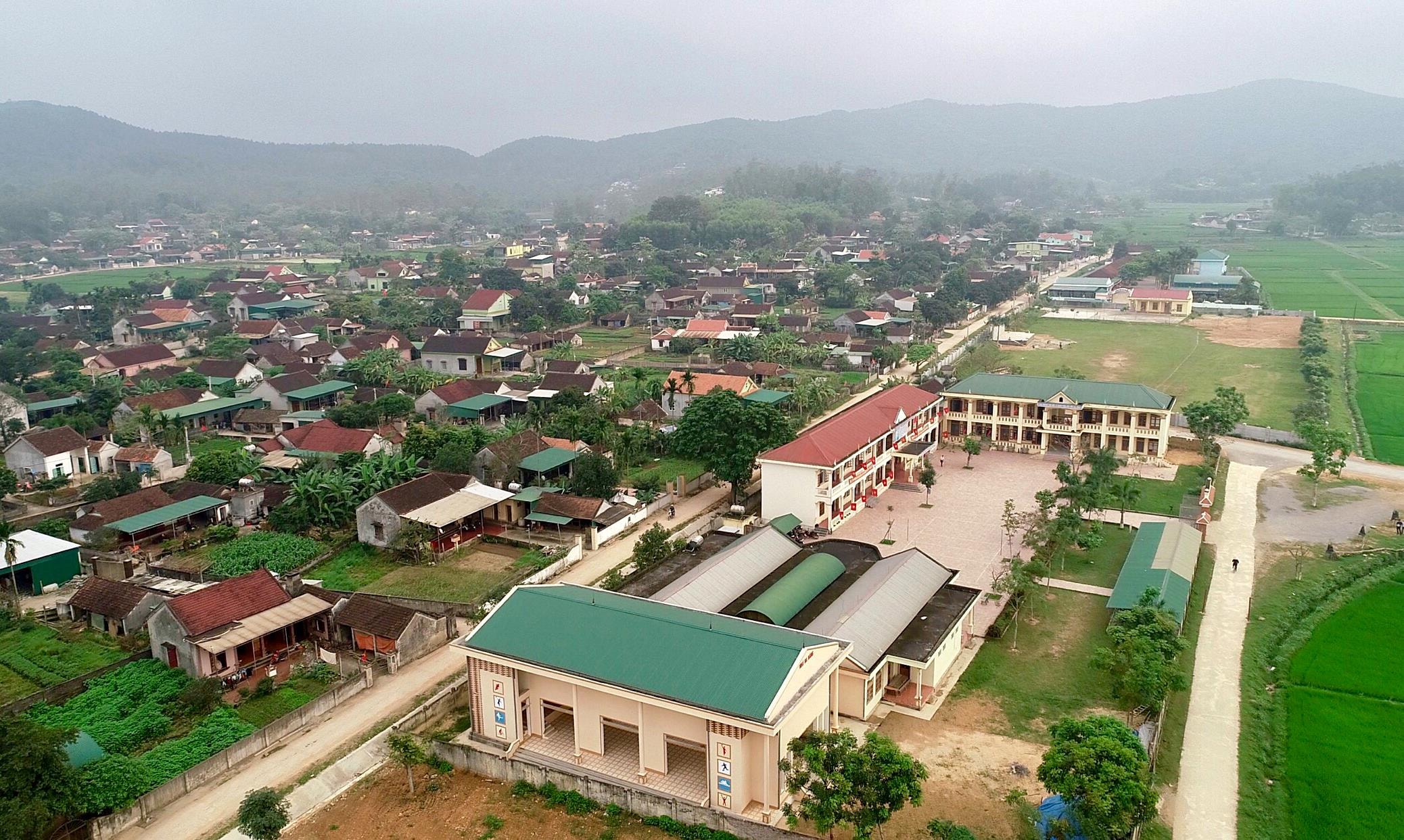 1.Một góc Đông Sơn- Đô Lương nhìn từ trên cao. Ảnh Hoàng Phi