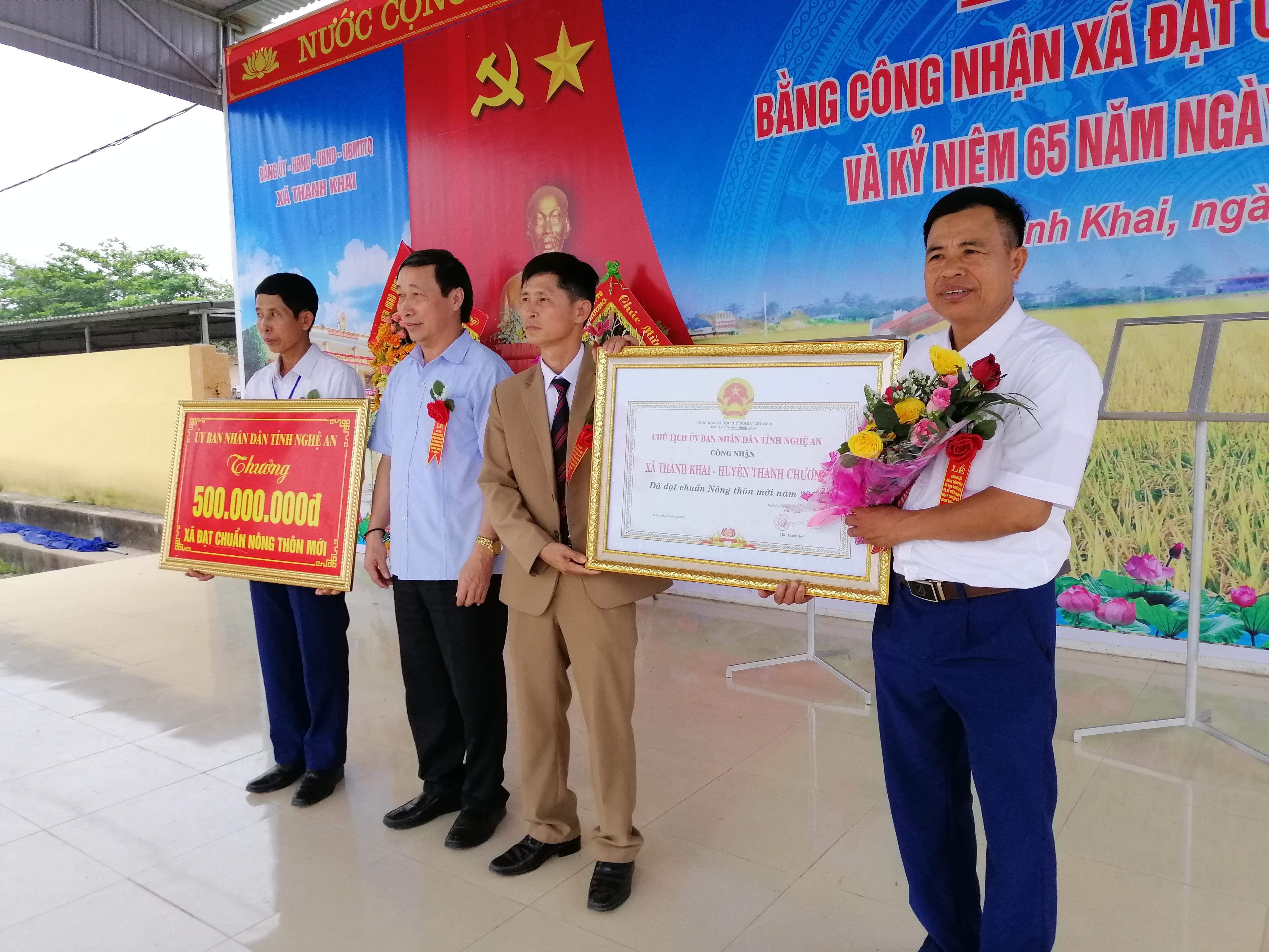 Xã Thanh Khai đón Bằng công nhận xã đạt chuẩn Nông thôn mới