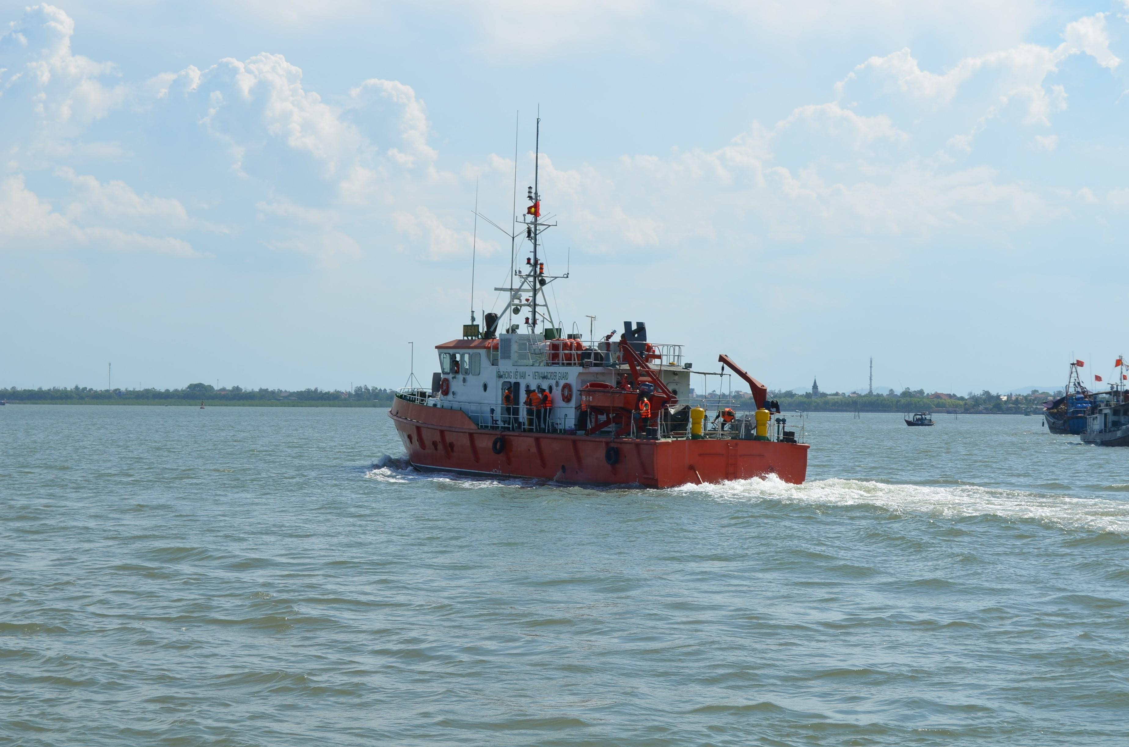 Trong các đợt bão, BĐBP Nghệ An cứu được 203 người, 22 lượt phương tiện tàu thuyền vào bờ an toàn. 