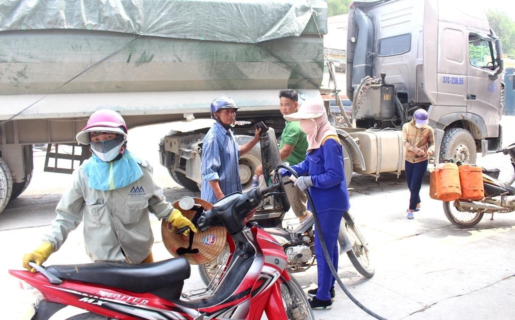 Kinh doanh xăng dầu trái phép ở Nghệ An