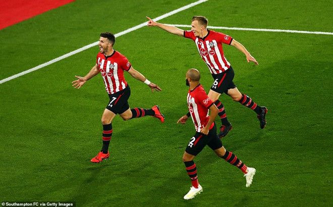 Southampton đã vươn lên dẫn trước ngay phút thứ 9. Ảnh: Getty Images.