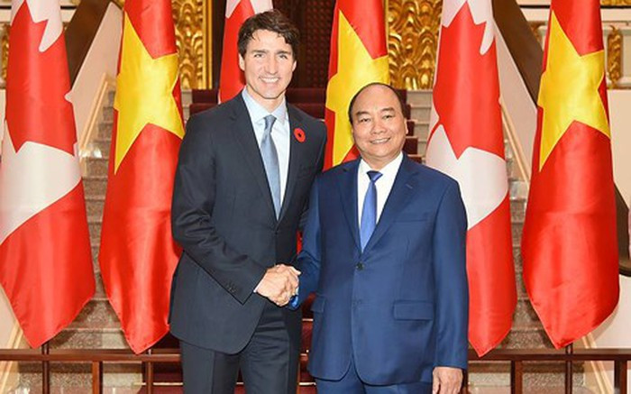 Thủ tướng Nguyễn Xuân Phúc chào mừng Thủ tướng Canada Justin Trudeau thăm Việt Nam -Ảnh minh họa
