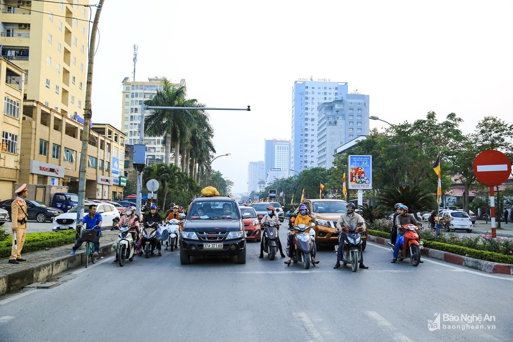 Ban Pháp chế HĐND tỉnh sẽ ban hành kế hoạch giám sát công tác xử lý tai nạn giao thông và vi phạm hành chính trong lĩnh vực giao thông. Ảnh tư liệu