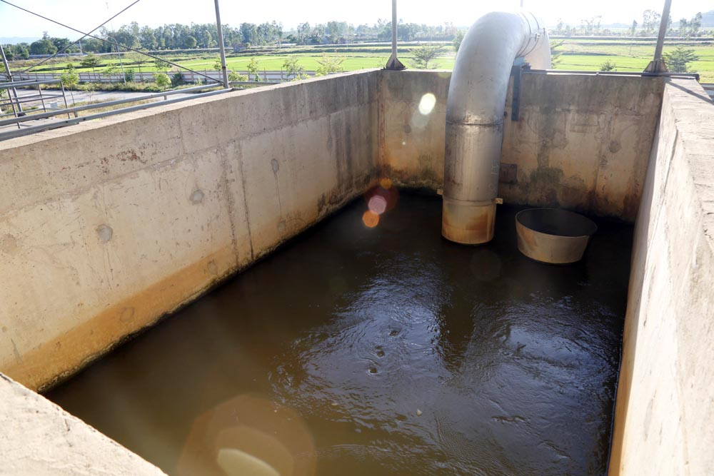 Nước lắng lọc tại Xí nghiệp nước Cầu Bạch. Ảnh: Quang Huy