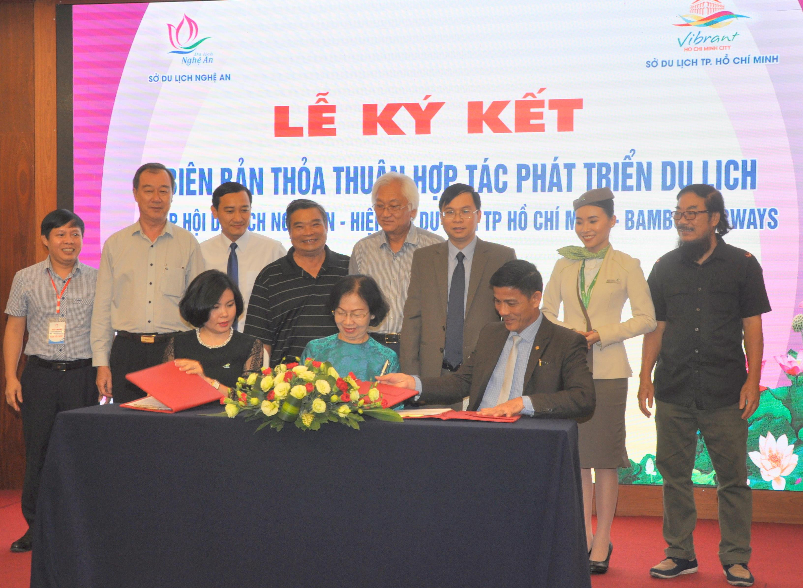 Chương trình ký kết giữa Hiệp hội Du lịch tỉnh Nghệ An, Hiepepj hội du lịch Tp Hồ Chí Minh và Hãng Hàng không Bamboo Airways