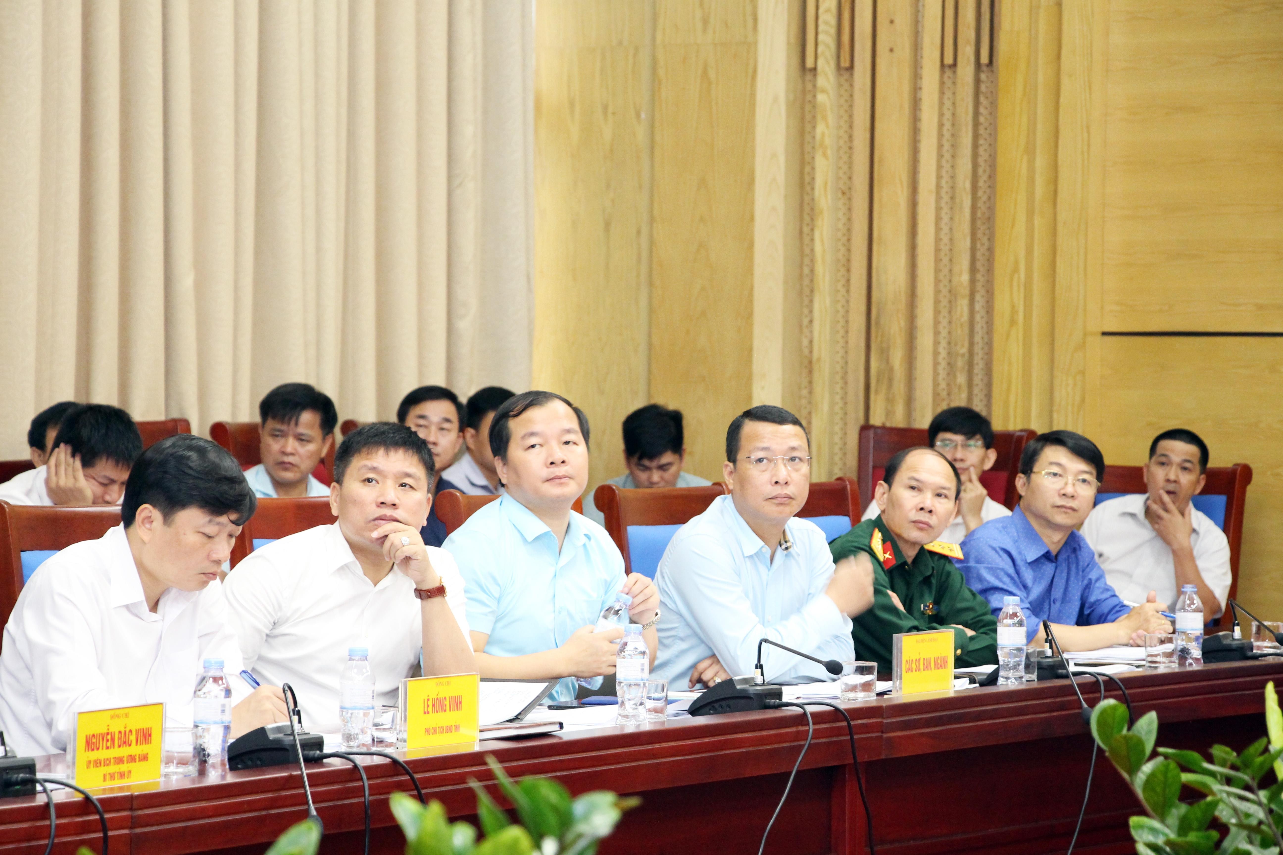 Các đại biểu dự buổi làm việc. Ảnh: Đào Tuấn