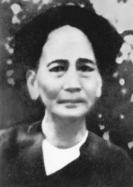 Chân dung bà Nguyễn Thị Thanh - chị gái của Chủ tịch Hồ Chí Minh.