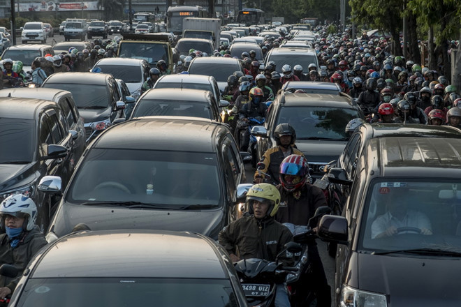 Kẹt xe vào giờ cao điểm ở Jakarta /// AFP