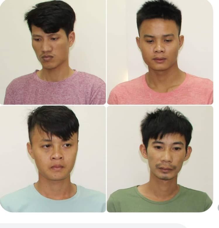 4 đối tượng trong nhóm chuyên giật điện thoại di động của phụ nữ bị bắt giữ. Ảnh: Quỳnh Trang