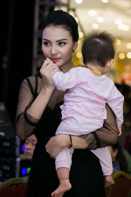 Không chỉ Võ Hoàng Yến, nhiều sao Việt bẽ bàng khi là 'kẻ thứ ba'