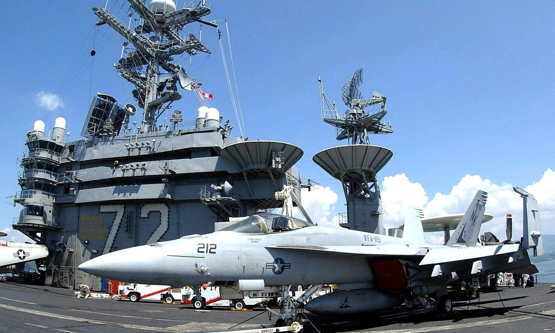 Nhóm tác chiến tàu sân bay USS Abraham Lincoln của Mỹ đang được điều đến khu vực Trung Đông. Ảnh EPA