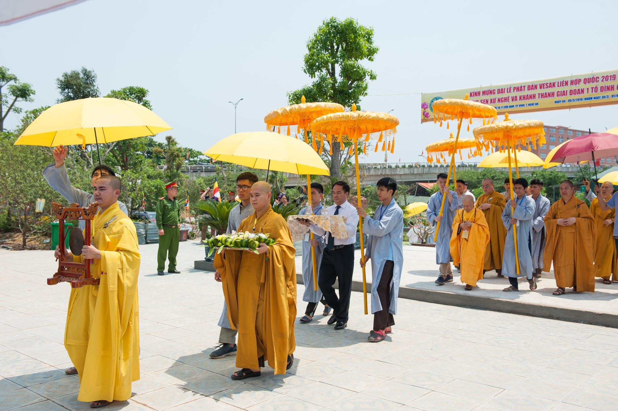 Nhiều hoạt động của Phật giáo hướng tới xây dựng một thế giới hòa bình.