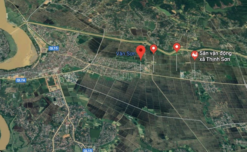 Xã Văn Sơn cách thị trấn Đô Lương hơn 3km, nằm sát bên tuyến đường QL7. Ảnh google maps