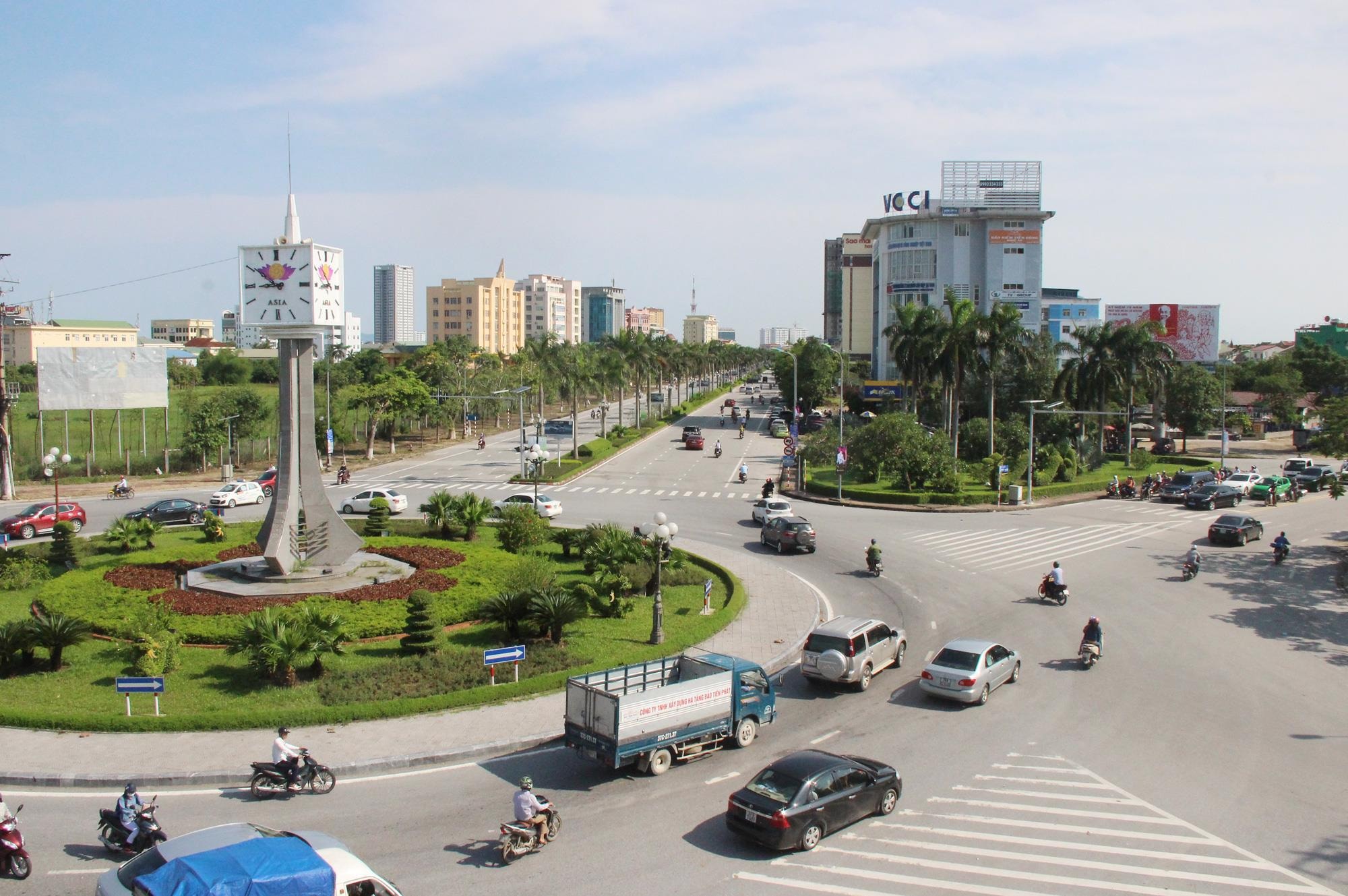 Đoàn kết xây dựng thành phố Vinh văn minh, phát triển. Ảnh: Minh Chi