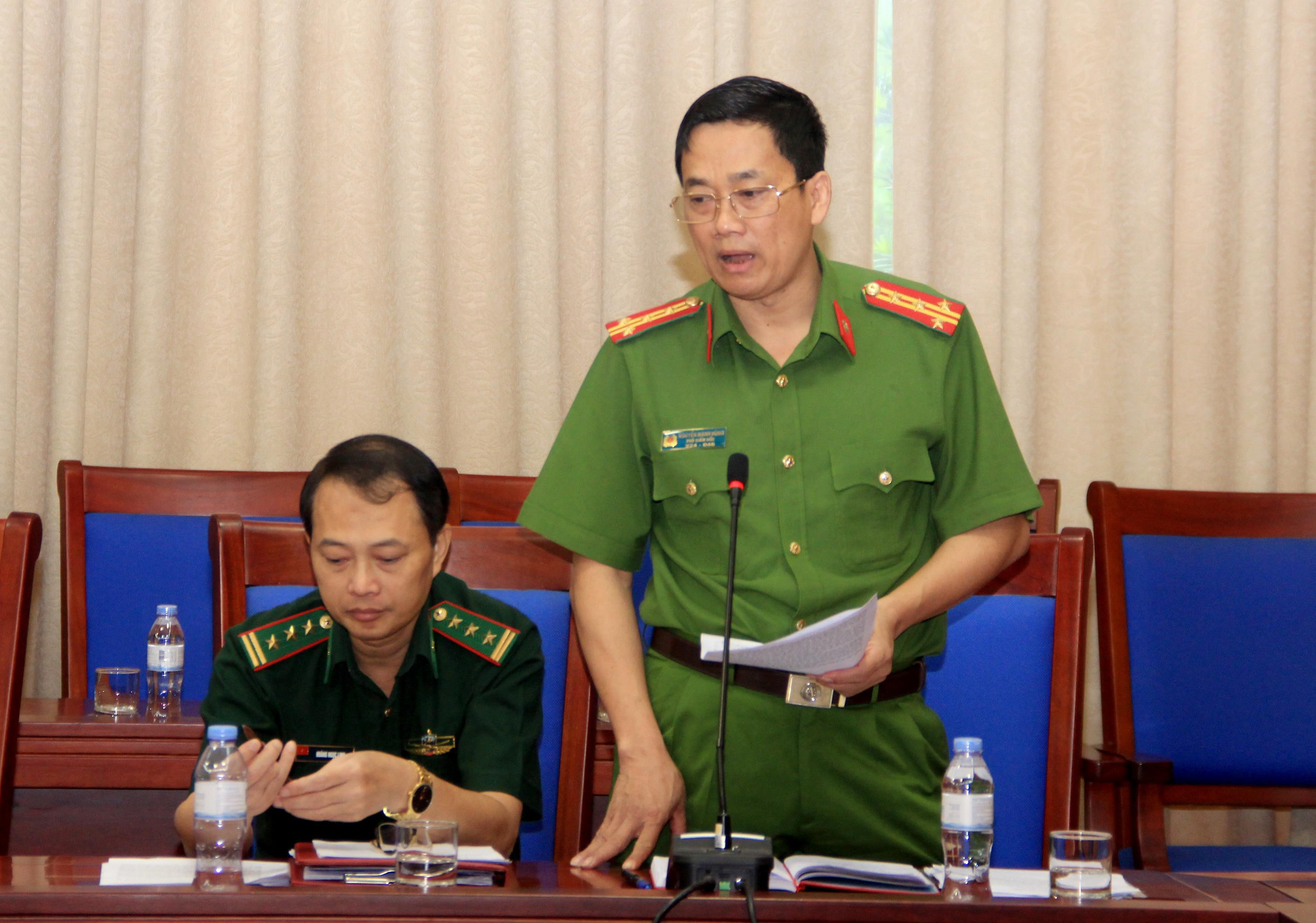 Đại tá Nguyễn Mạnh Hùng - Phó Giám đốc Công an tỉnh đề nghị cần tăng cường công tác chống thất thu thuế ở các doanh nghiệp. Ảnh: Phạm Bằng