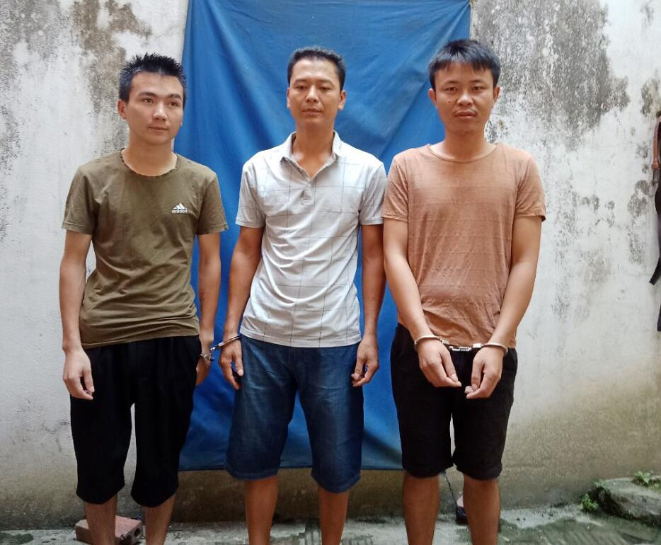 3 đối tượng Nguyễn Sỹ Toàn, Nguyễn Đăng Hoan và Võ Hữu Tân. Ảnh: Quỳnh Trang