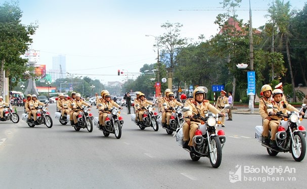 Công an Nghệ An ra quân trấn áp tội phạm. Ảnh tư liệu Thiên Thảo