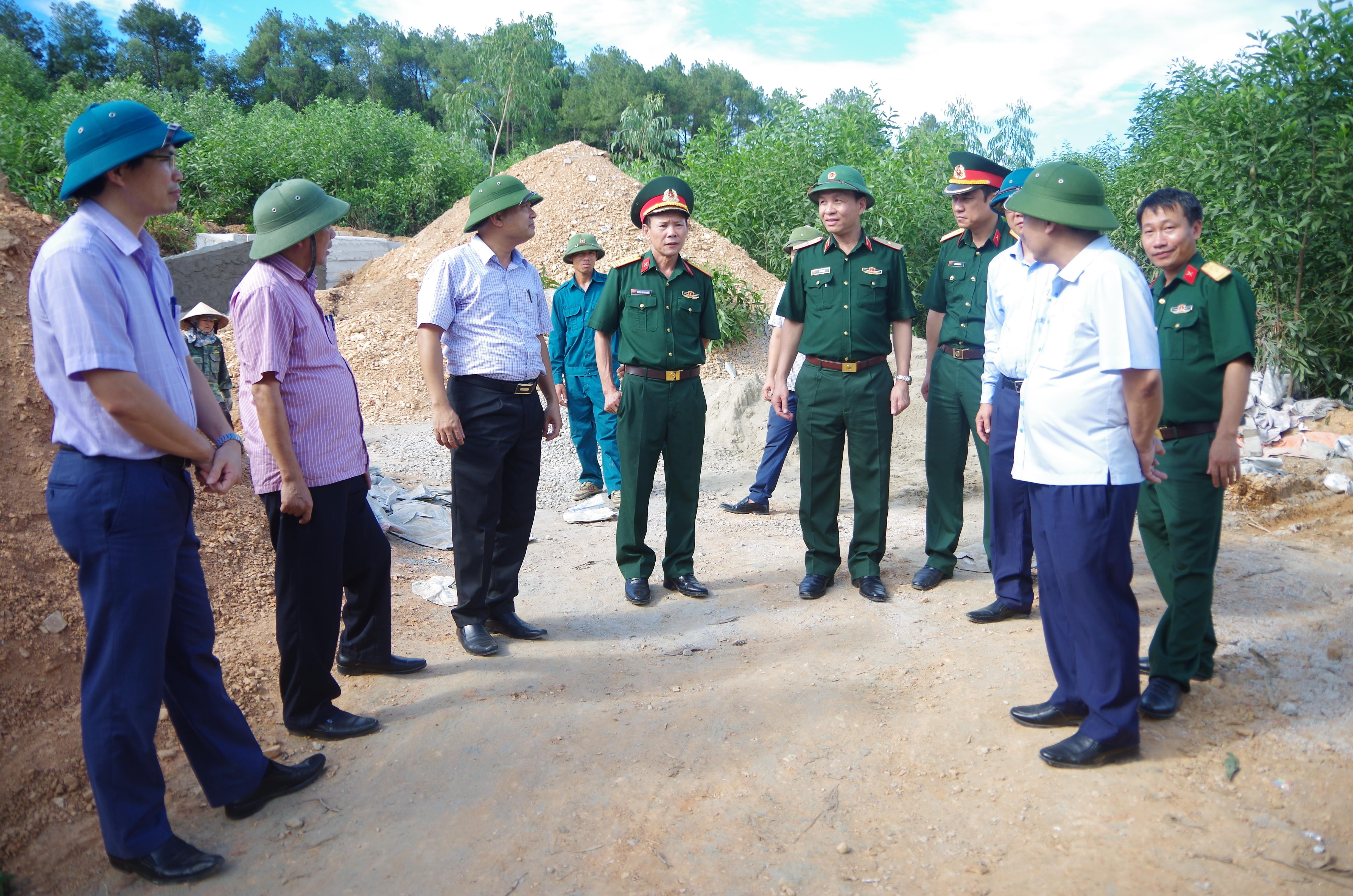 Kiểm tra xây dựng khu căn cứ chiến đấu huyện Yên Thành