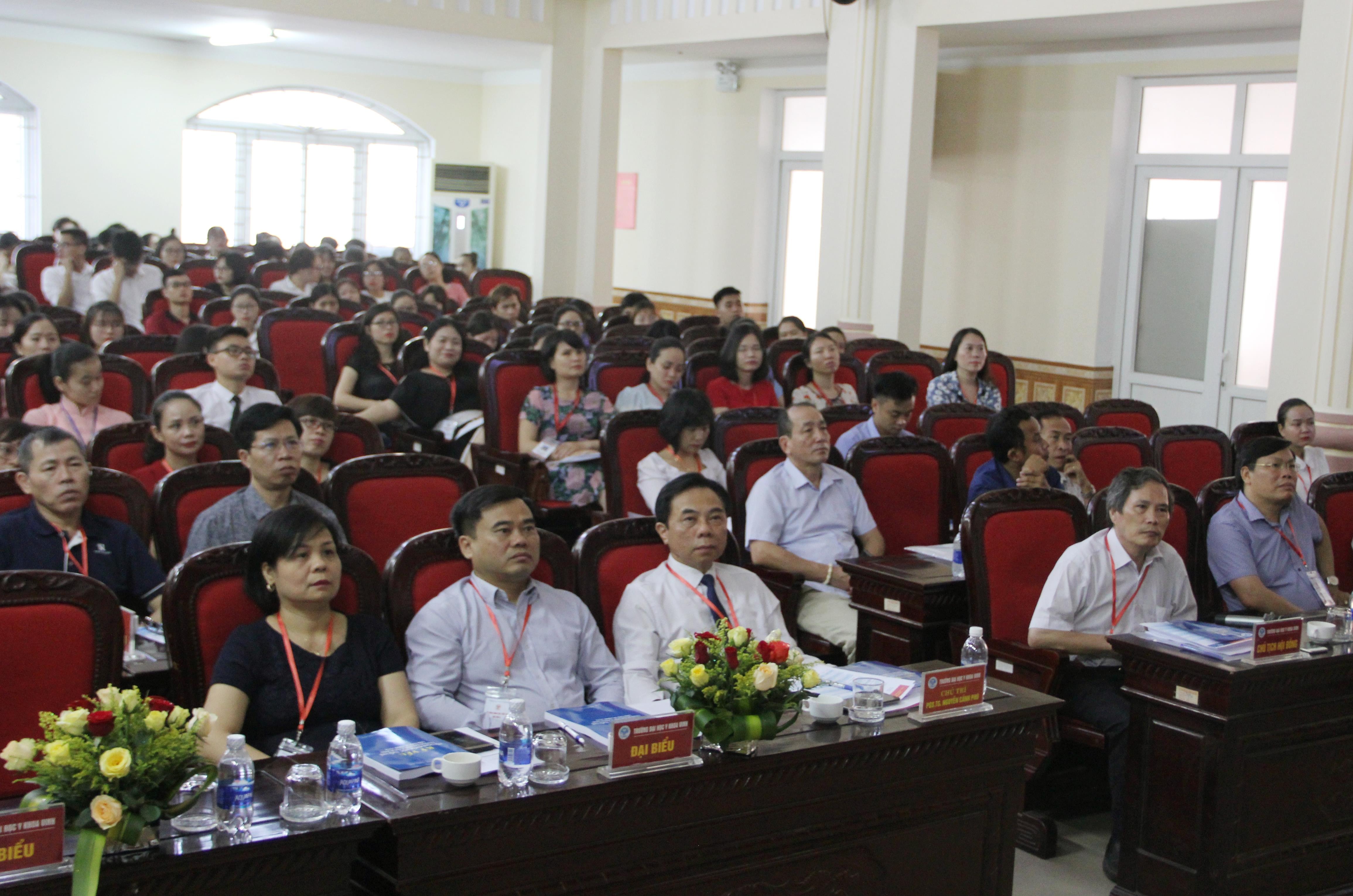 Các đại biểu tham gia hội thảo. Ảnh: Lương Mai