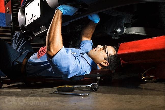 Hướng dẫn lái xe giúp tăng tuổi thọ của phanh