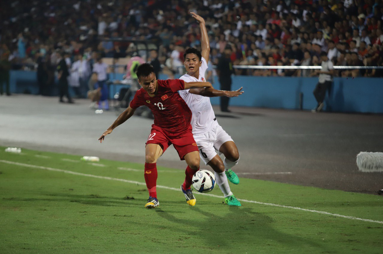U23 Việt Nam có trận đấu trên cơ đối thủ. Ảnh: Nguyệt Hà