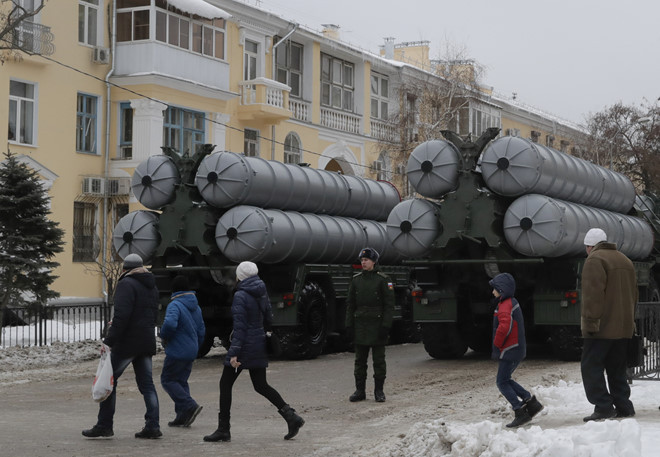 Thổ Nhĩ Kỳ hy vọng sẽ nhận S-400 từ Nga vào tháng tới /// Reuters