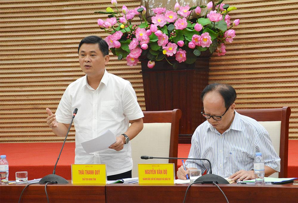 Chủ tịch UBND tỉnh Thái Thanh Quý kết luận hội nghị. Ảnh Việt Phương