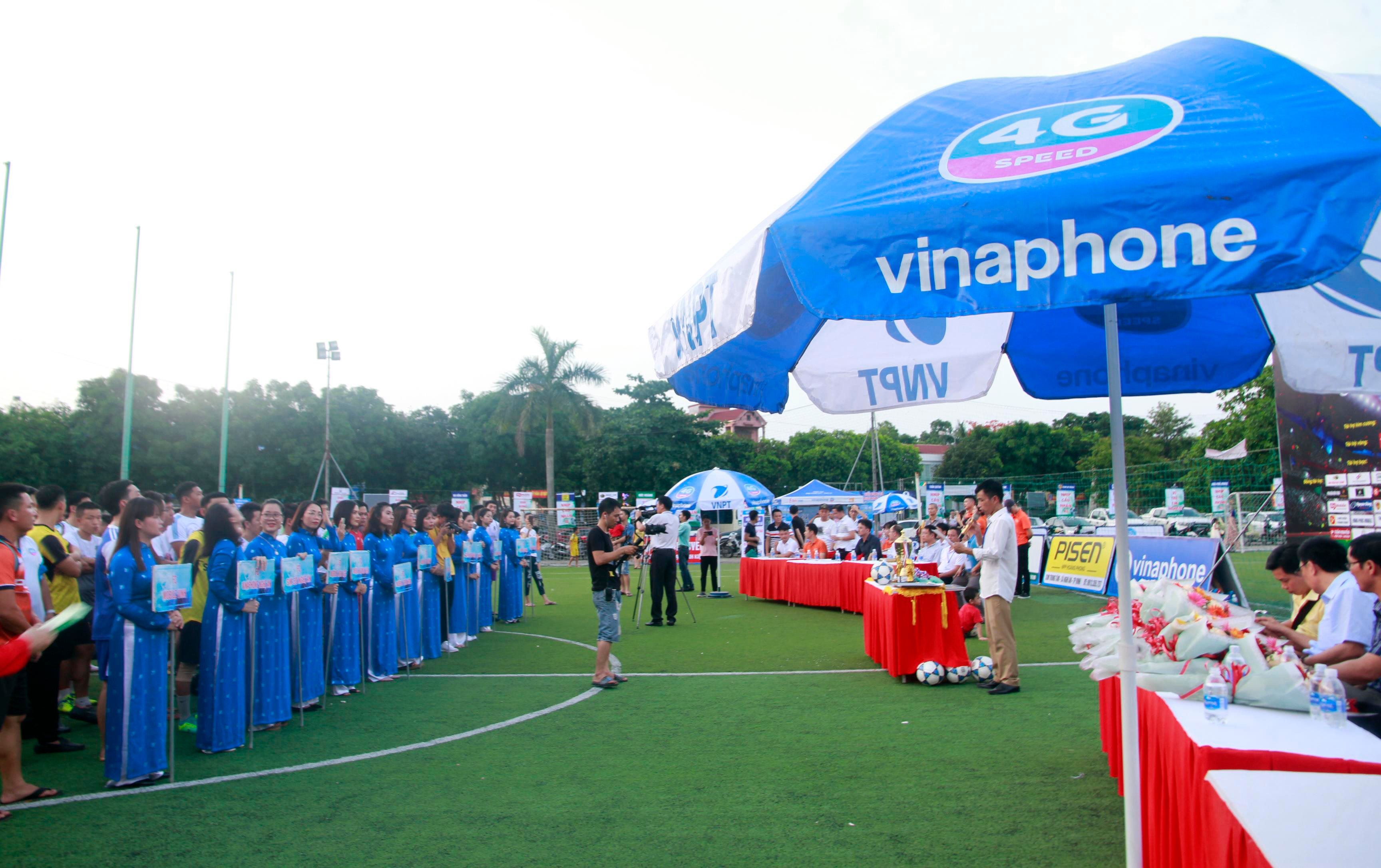 VNPT Nghệ An phối hợp với Hiệp hội Mobile Nghệ An tổ chức Giải bóng đá ngành Mobile Cup Vinaphone 2019. Ảnh: Ngọc Anh
