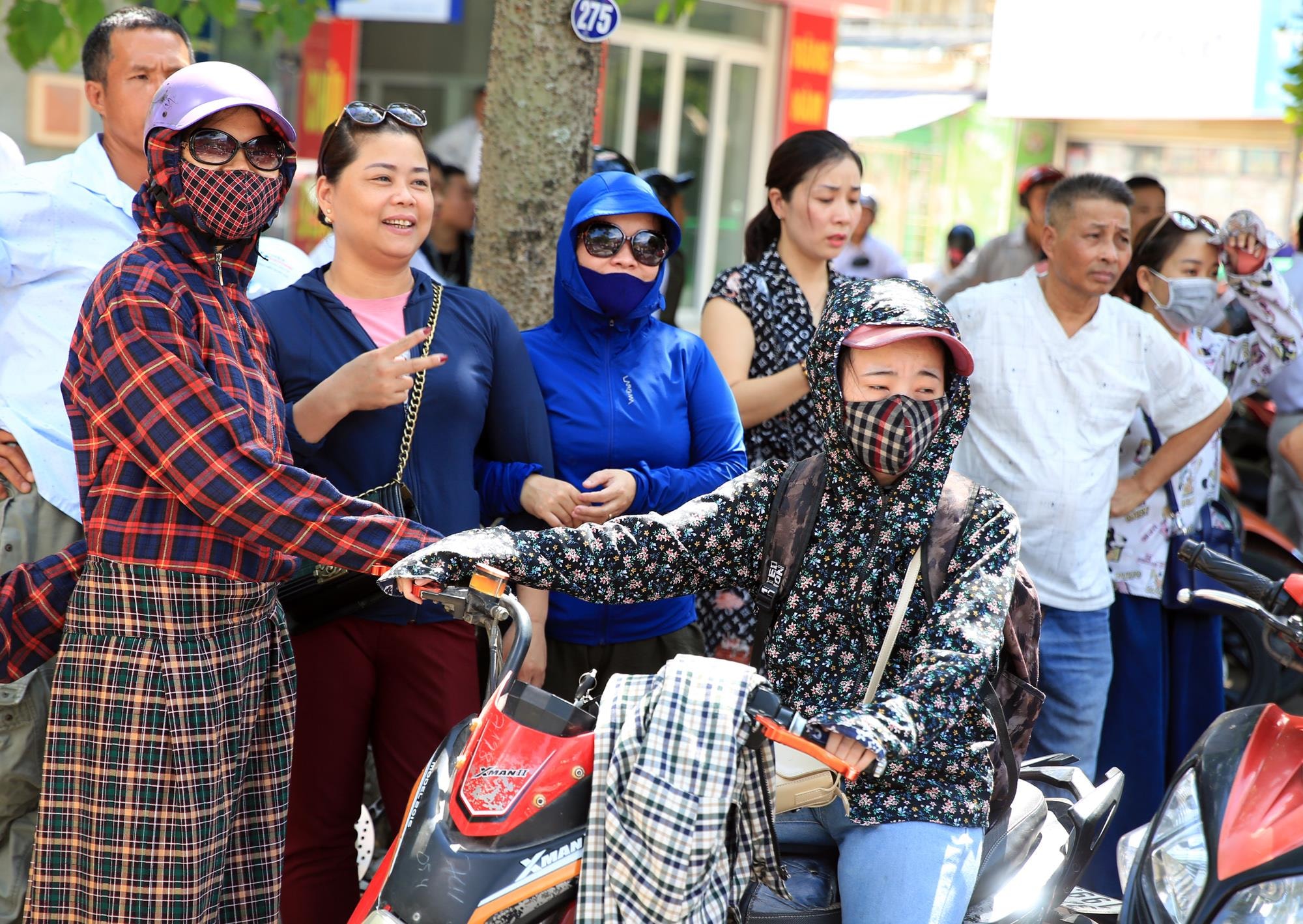 Mặc dù đã 