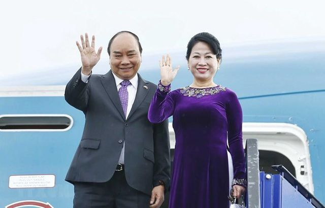 Thủ tướng Nguyễn Xuân Phúc và Phu nhân (Ảnh: TTXVN)