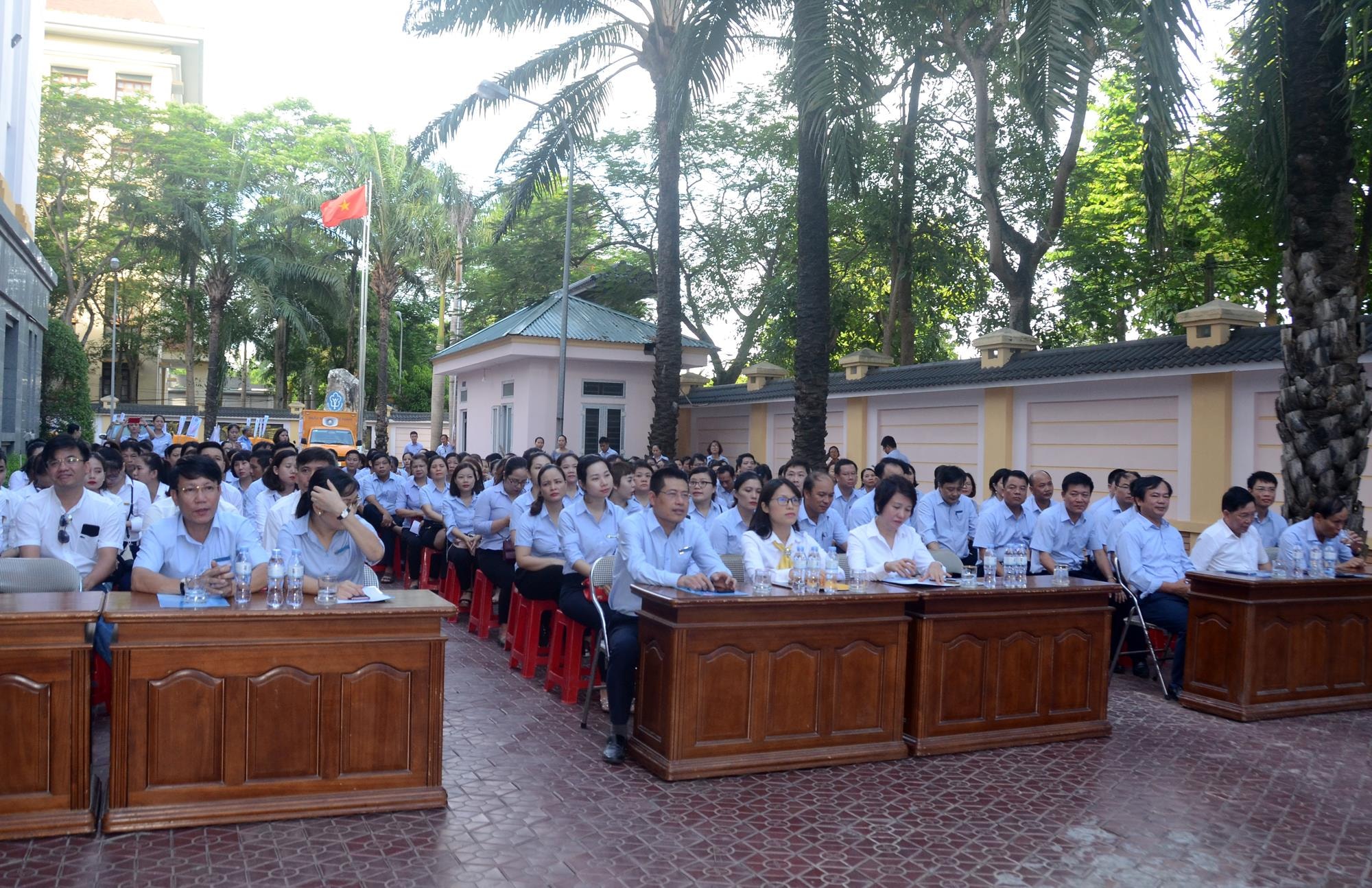 Các đại biểu tham dự Lễ phát động. Ảnh: Thành Chung