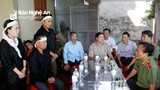 Lãnh đạo các cơ quan báo chí quê Nghệ An thăm hỏi các gia đình thuyền viên mất tích, tử vong