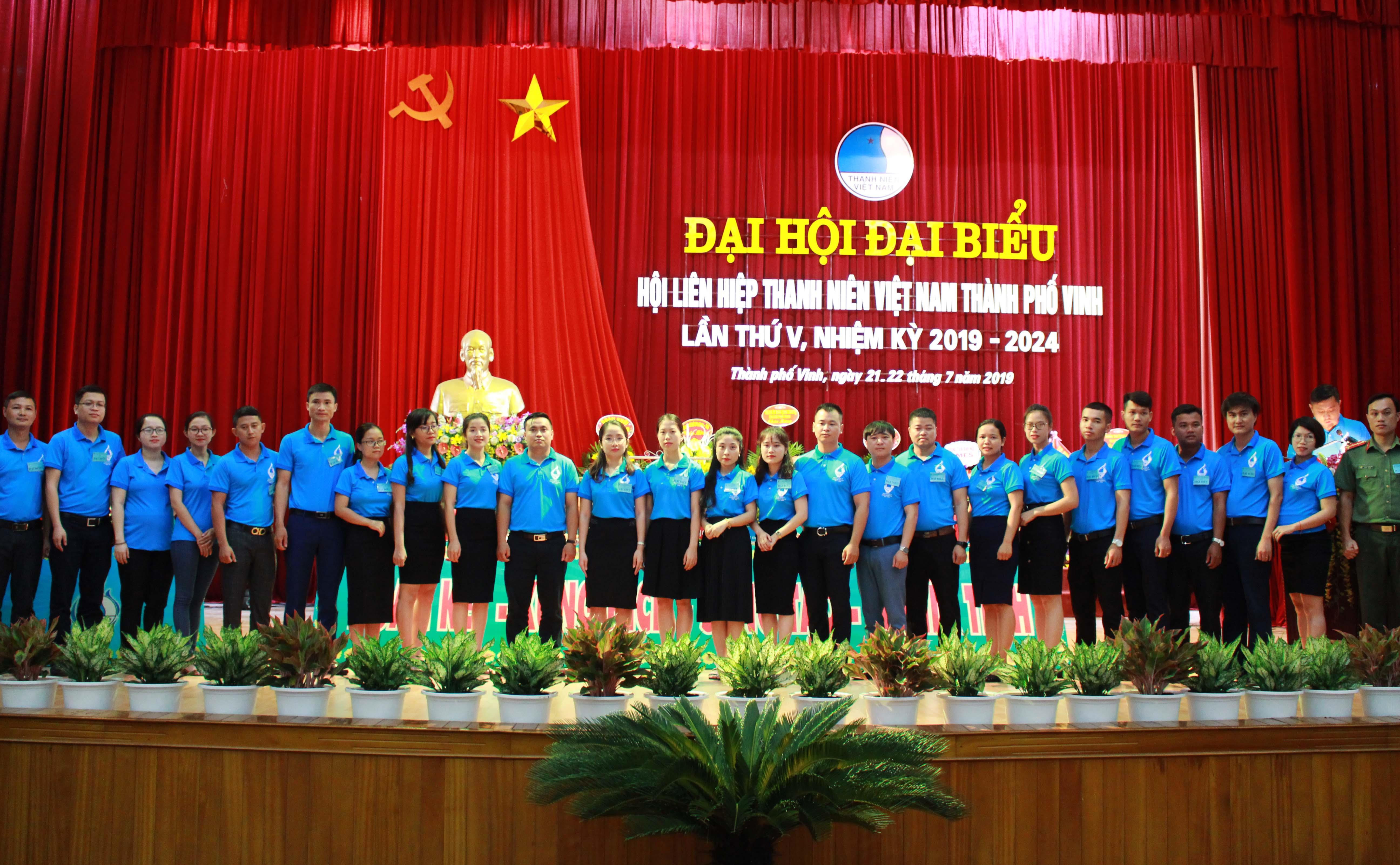 Ra mắt Ủy ban Hội LHTN Việt Nam thành phố Vinh khóa V, nhiệm kỳ 2019 - 2024. Ảnh: Phương Thúy