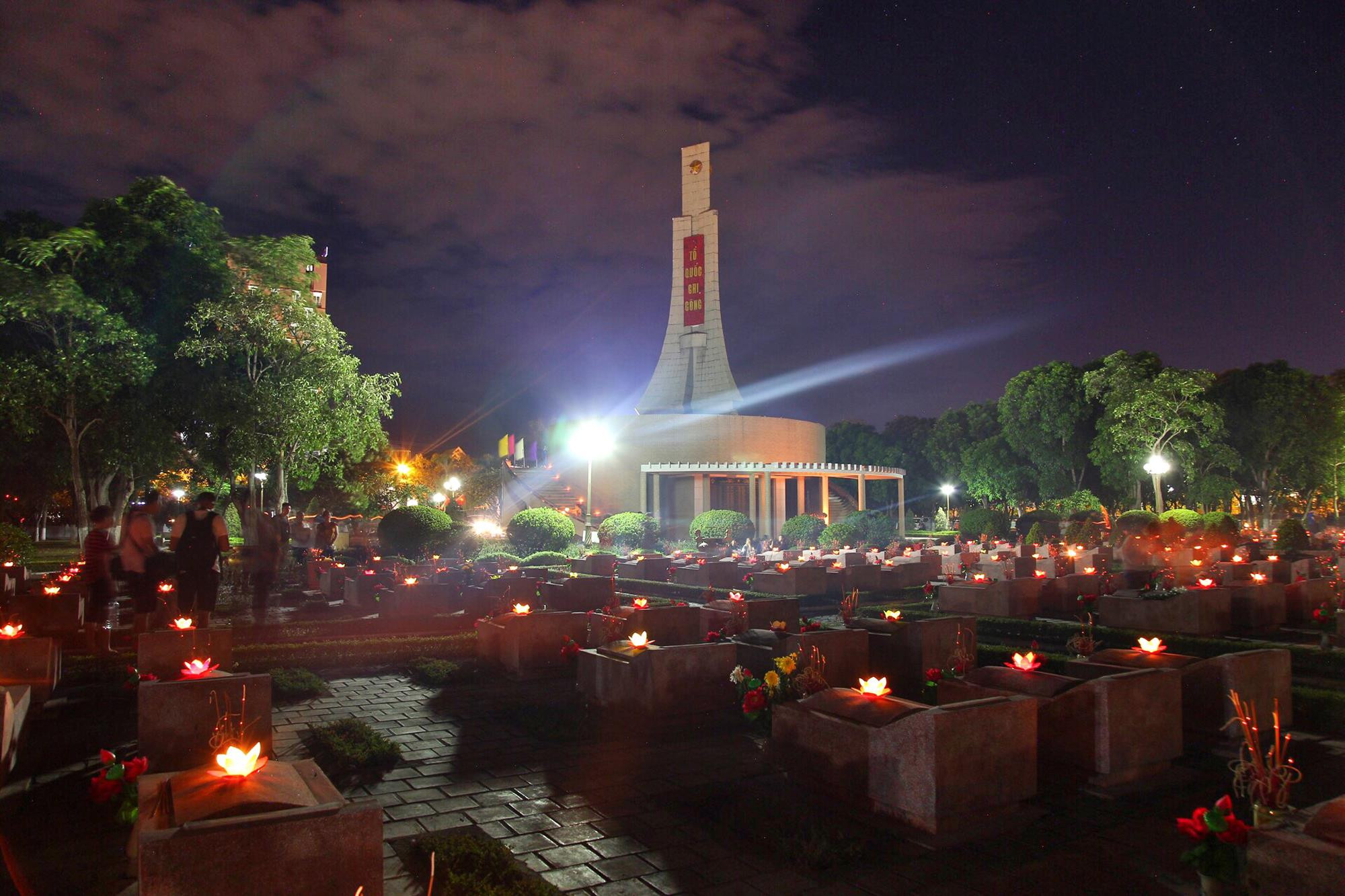 Nghĩa trang liệt sĩ thành phố Vinh là nơi yên nghỉ của hơn 1.000 anh hùng, liệt sỹ, trong đó có 781 liệt sĩ có danh tính. Ảnh: Lê Thắng