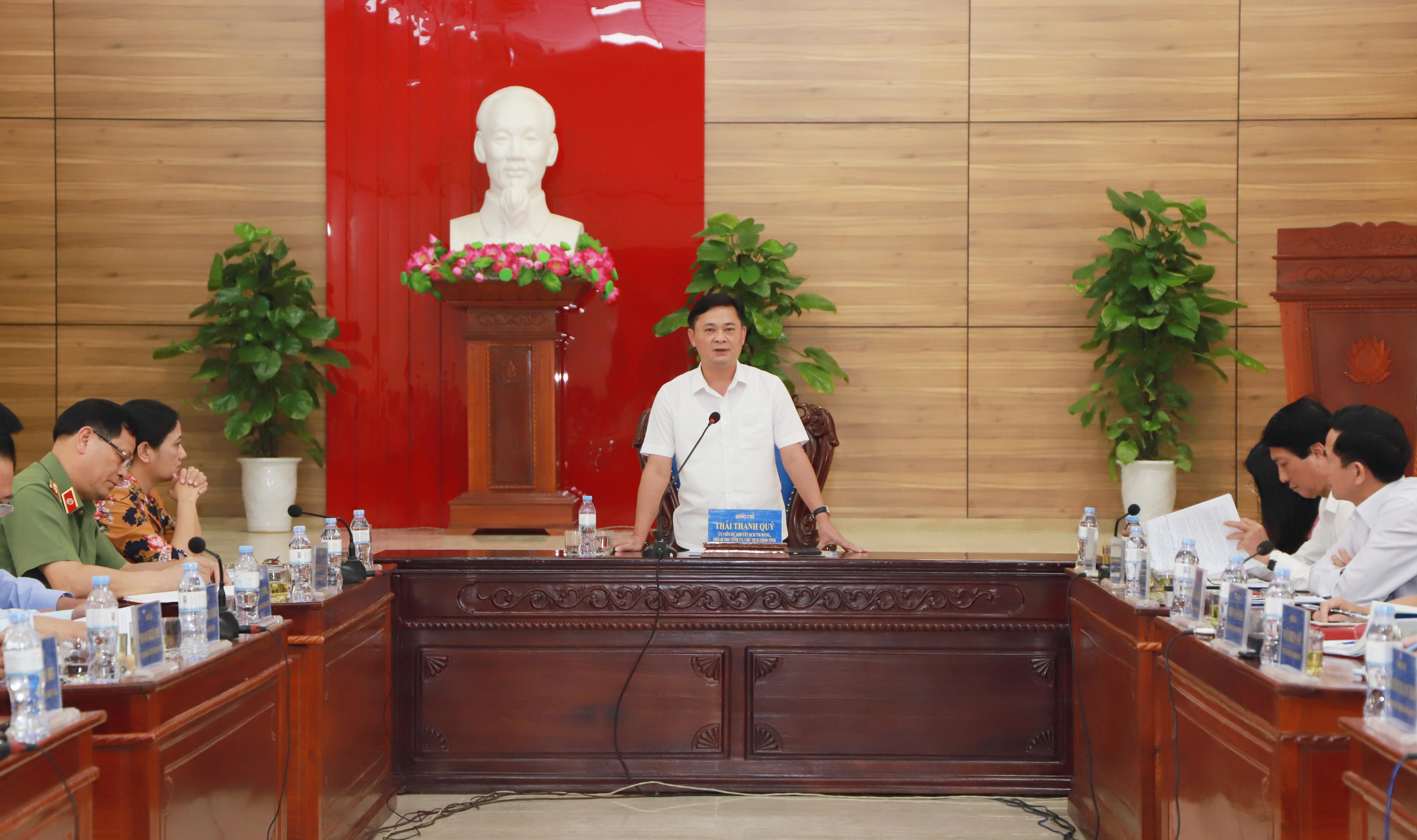 Chủ tịch UBND tỉnh Thái Thanh Quý phát biểu kết luận tại cuộc làm việc với lãnh đạo huyện Nghĩa Đàn.JPG