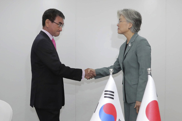 Nhật đưa Hàn Quốc khỏi danh sách trắng hưởng ưu đãi xuất khẩu - Ảnh 1.