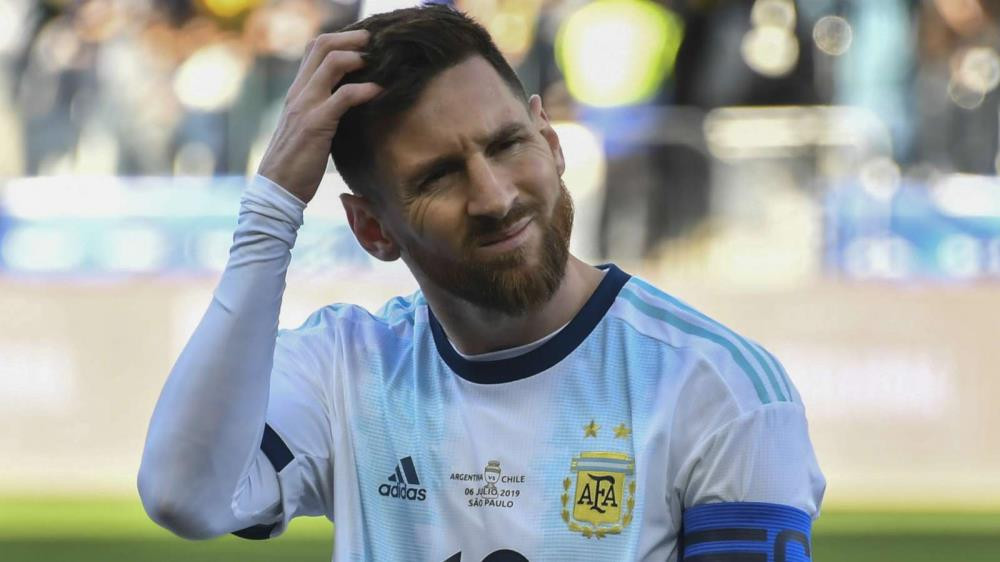 Messi vắng mặt ở tuyển Argentina trong 3 tháng tới.