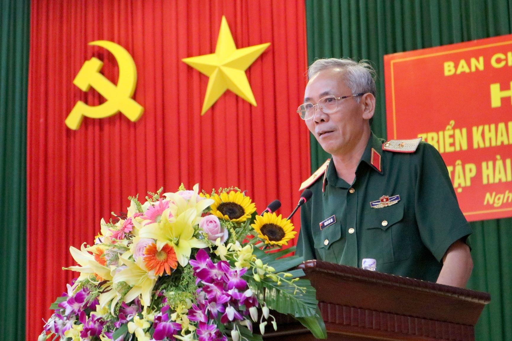 Thiếu tướng Nguyễn Đức Hóa kết luận hội nghị.