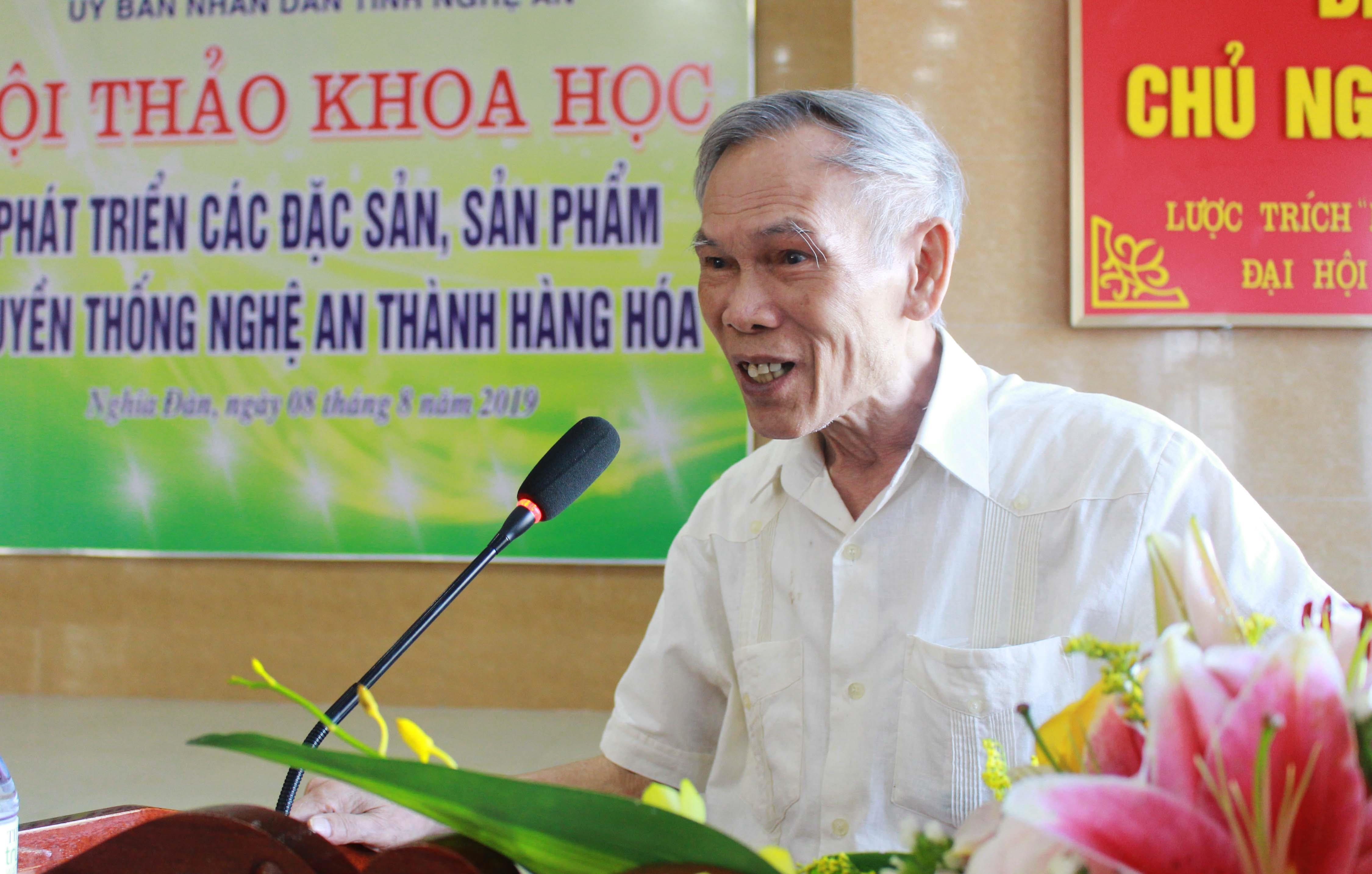 Nguyên Bộ trưởng Bộ Thương Mại Trương Đình tuyển phát biểu ý kiến tại hội thảo. Ảnh: Phương Thúy