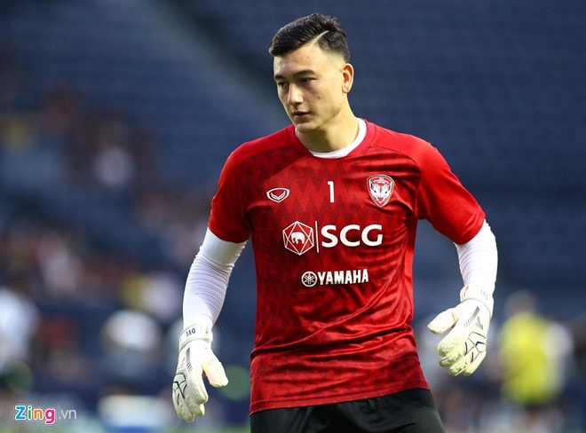 Văn Lâm chơi xuất sắc giúp Muangthong vươn lên nhóm đầu Thai League 2019. Ảnh: Quang Thịnh.