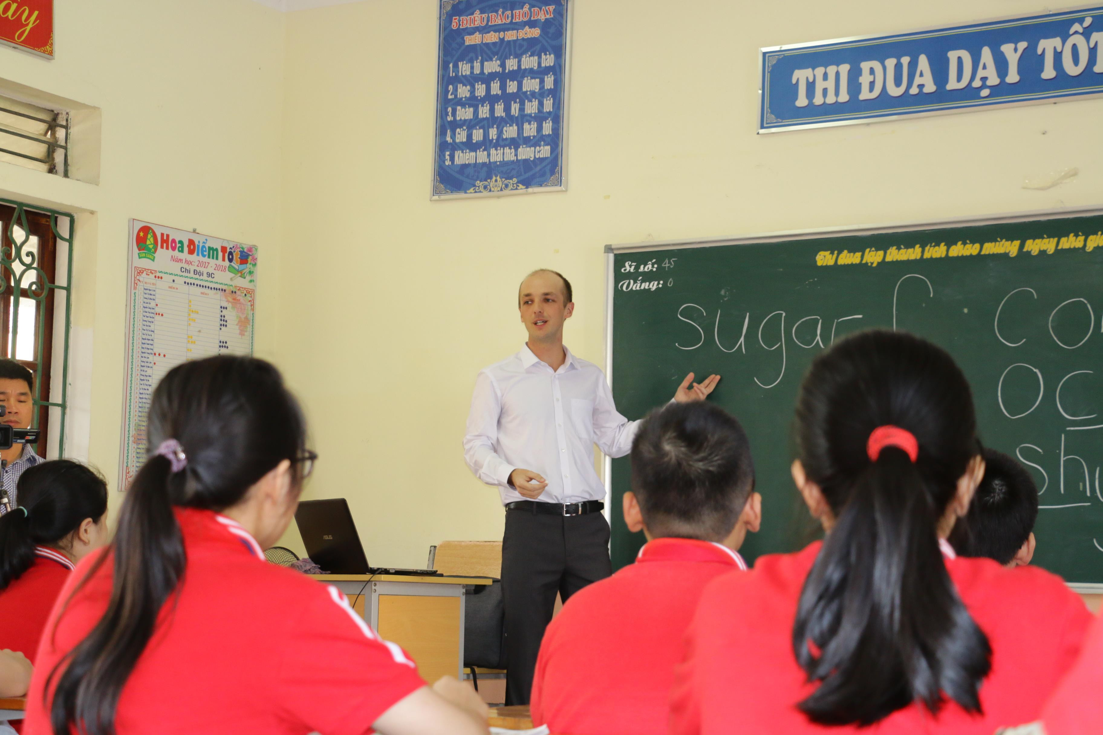 Năm học 2019 - 2020, Nghệ An sẽ đẩy mạnh việc dạy Tiếng Anh trong các nhà trường, hướng tới chuẩn quốc tế. Ảnh: Mỹ Hà