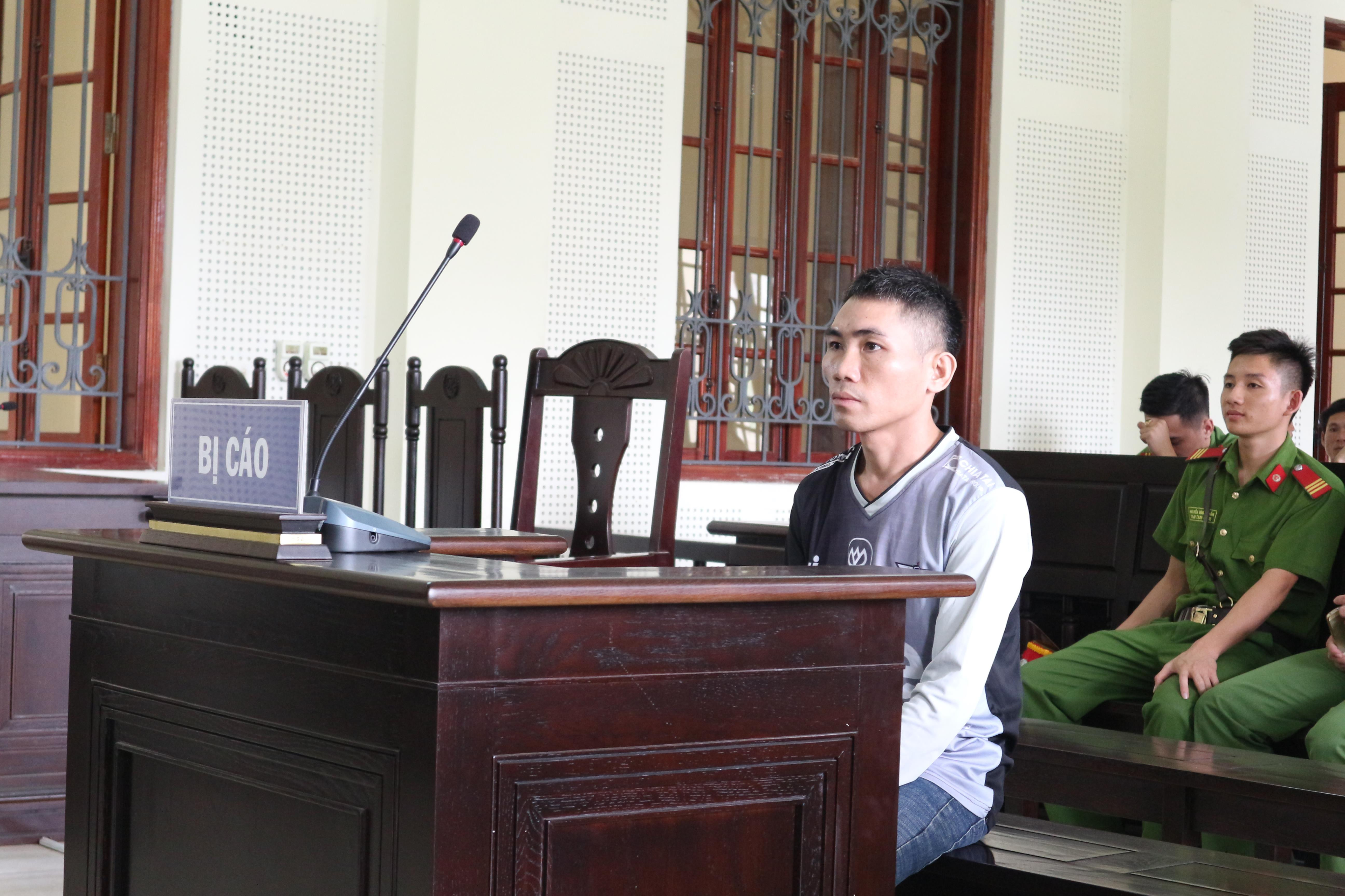 Bị cáo Lang Văn Thái tại tòa. Ảnh: