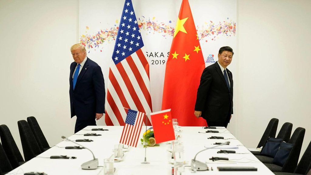 Tổng thống Mỹ Donald Trump gặp Chủ tịch Trung Quốc Tập Cận Bình bên lề hội nghị G20 tại Nhật Bản hồi tháng 6 năm nay. Ảnh: Getty
