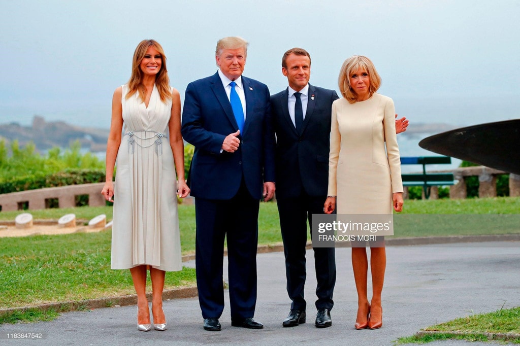 Loat vay ao hang hieu cua De nhat phu nhan My Melania Trump tai G7 hinh anh 3 