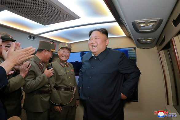 Triều Tiên sửa hiến pháp, củng cố vị trí nguyên thủ quốc gia của ông Kim Jong Un - Ảnh 1.