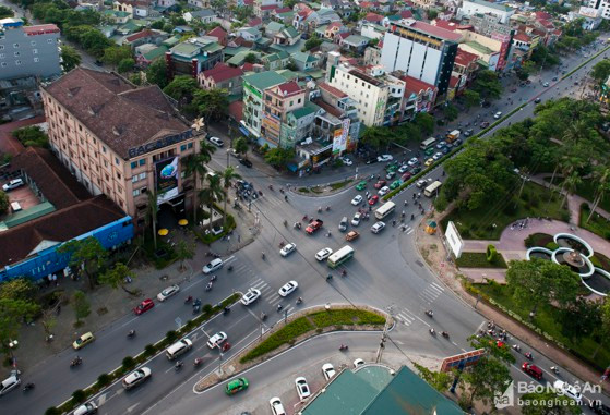 Thành phố Vinh được hướng đến trở thành trung tâm kinh tế - văn hóa vùng Bắc Trung Bộ. Ảnh tư liệu: Thành Cường