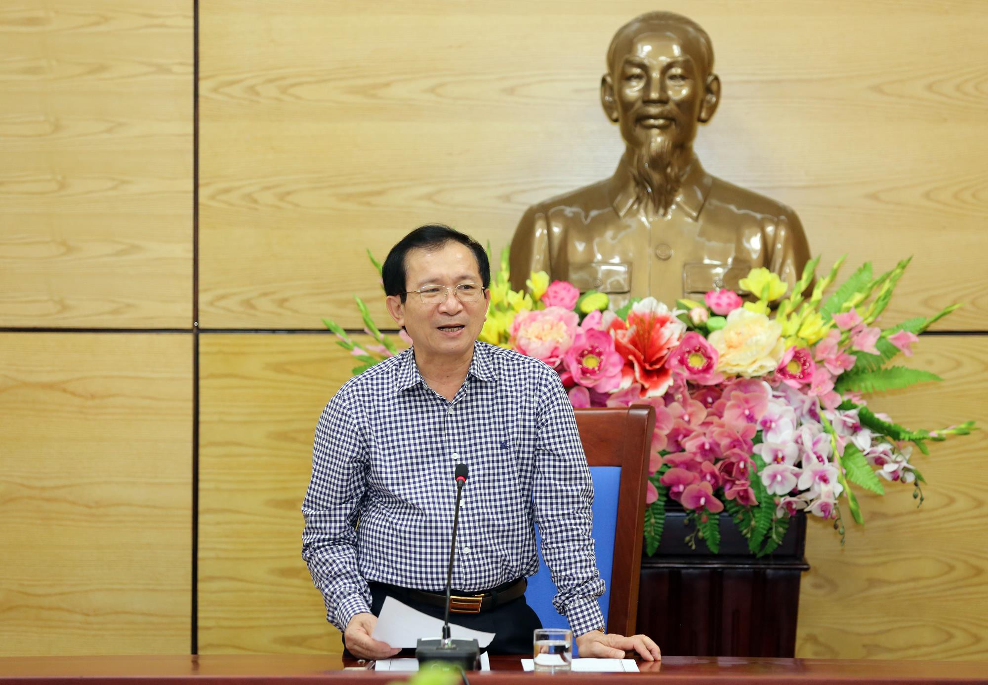 Đồng chí Đinh Viết Hồng - Ủy viên BCH Đảng bộ tỉnh, Phó Chủ tịch UBND tỉnh, Trưởng Ban Tổ chức