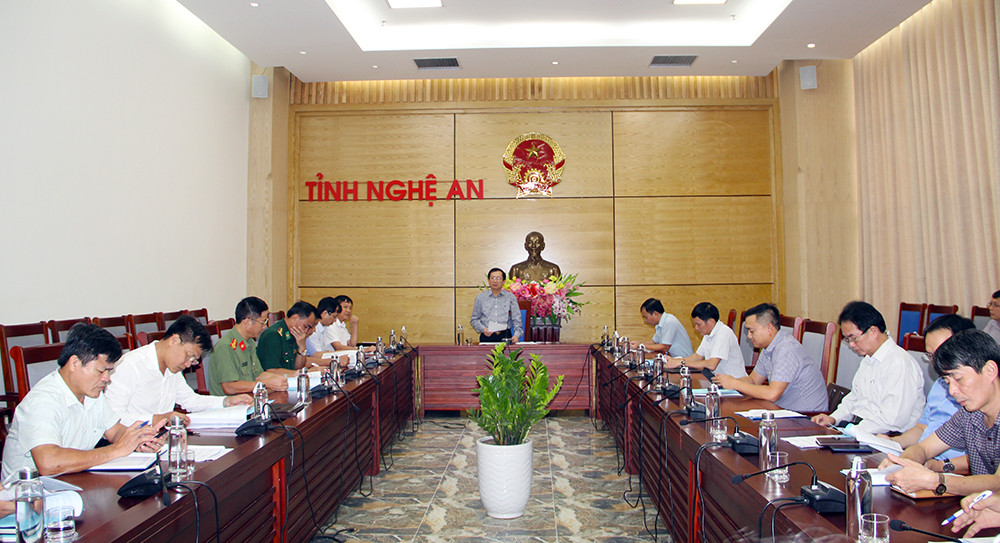 Toàn cảnh cuộc họp chiều nay 23/9. Ảnh: Phú Hương