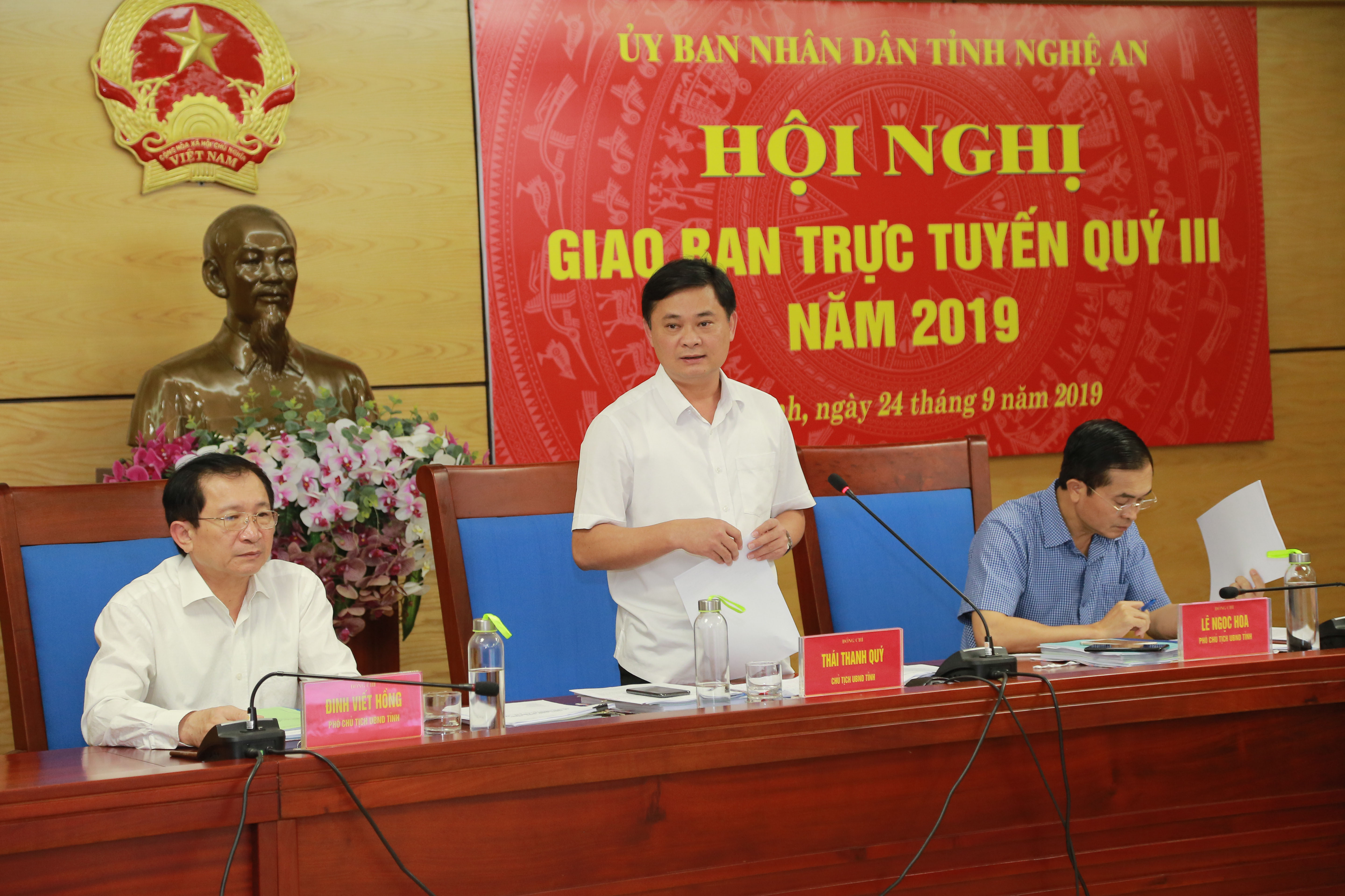 Chủ tịch UBND tỉnh Thái Thanh Quý phát biểu chỉ đạo hội nghị. Ảnh: Đào Tuấn